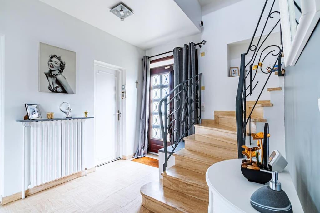 Charmante Maison Au Calme Yerres Экстерьер фото